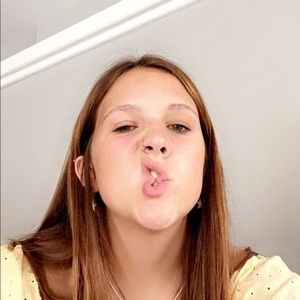 Meet your Posher, Hailey